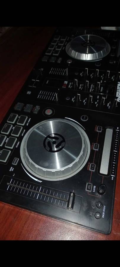 Dj Controller Numark Mix track pro 3