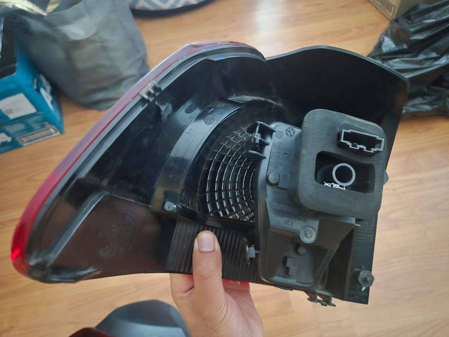 OEM VW Golf 6 Tail Lights  Original Volkswagen Parts (Pre-owned)