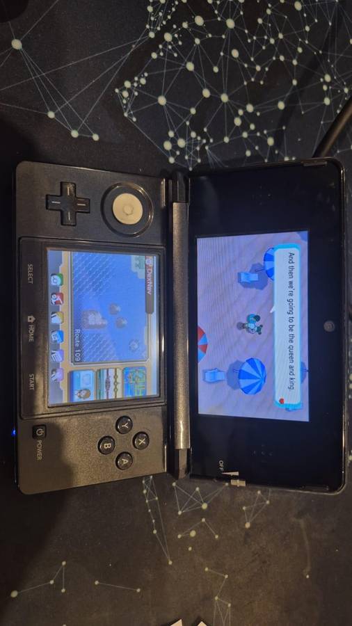 Nintendo 3DS Cosmo Black, 32GB SD Card, Custom Firmware