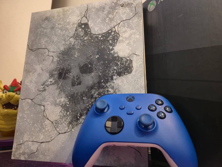 Xbox One X Gears of War Limited Edition Console (Pre-owned)