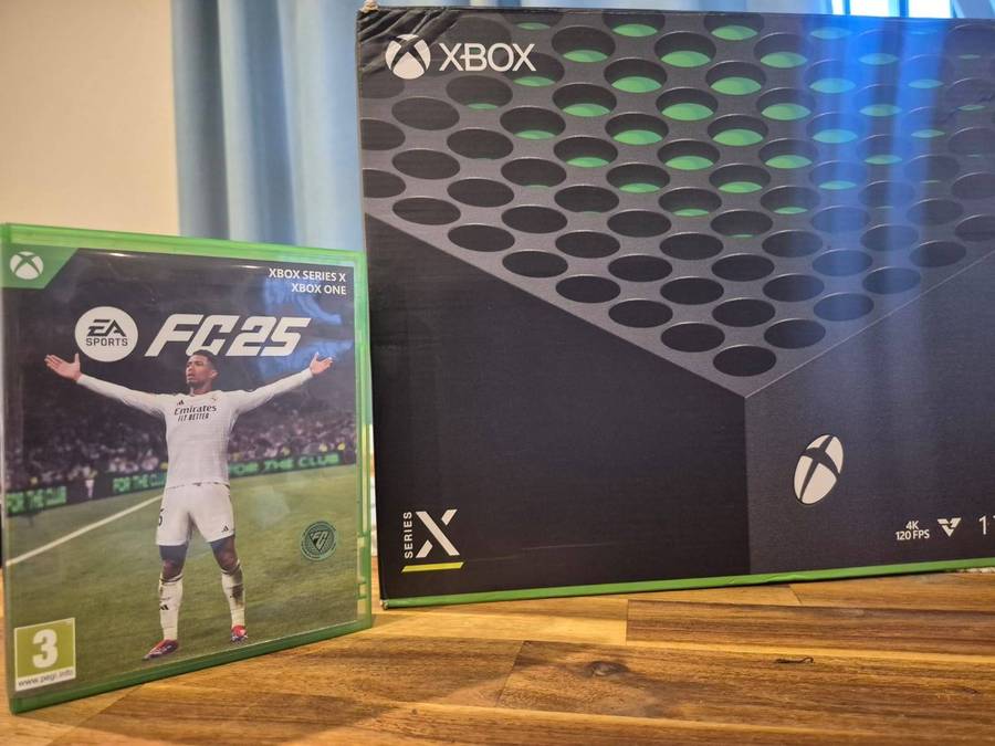 Xbox Series X 1TB SSD Disc Console, 1 Controller (Series X/S)(fc 25) (Pre-owned)(3 Month Warranty)