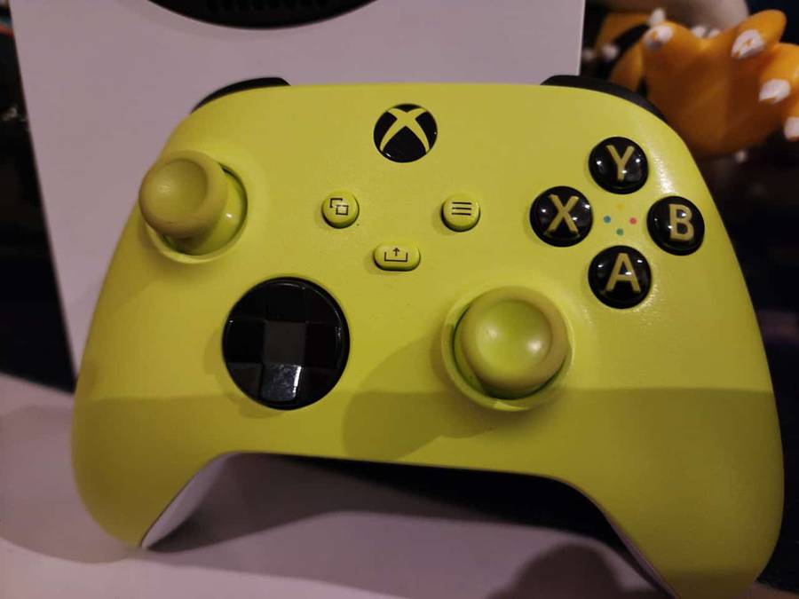 Xbox Series S 512GB + Xbox Series S Controller