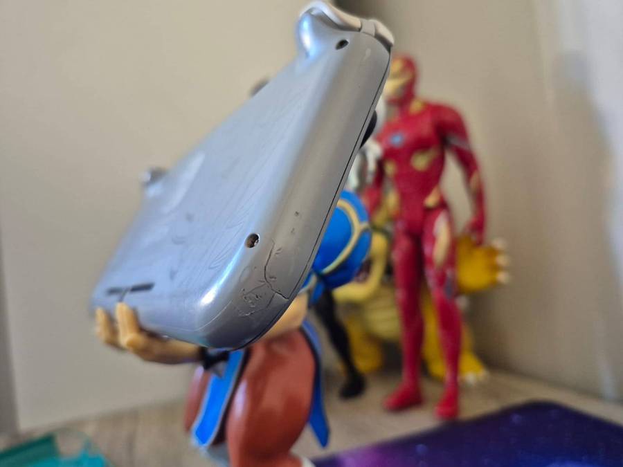 Nintendo Switch Lite 32GB  Zacian & Zamazenta Edition (Pre-owned)