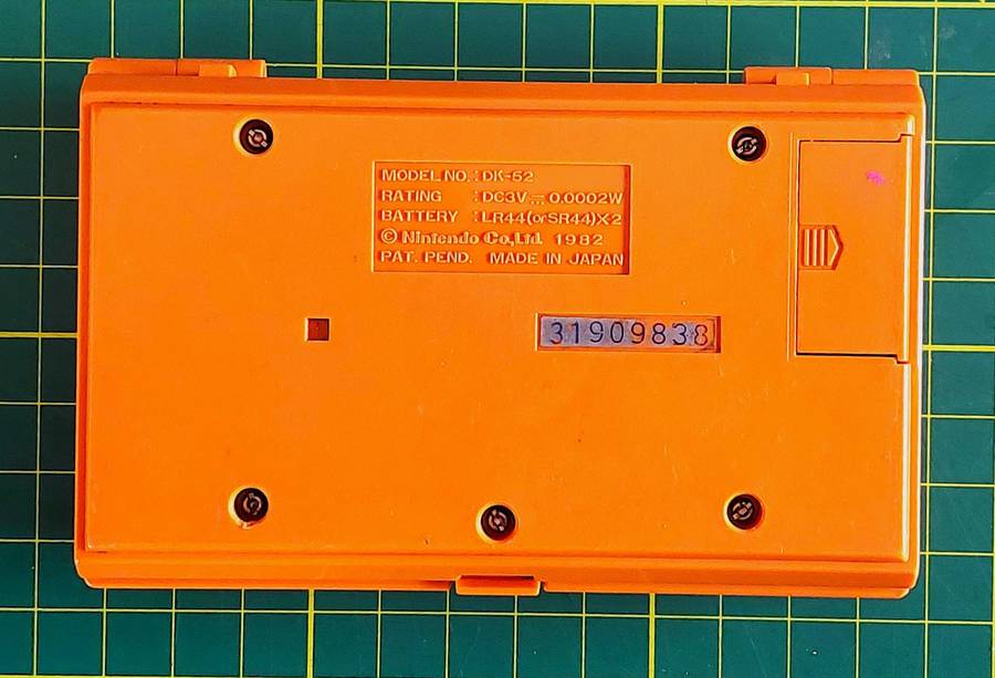 NINTENDO GAME AND WATCH DONKEY KONG MULTI SCREEN (DK52)