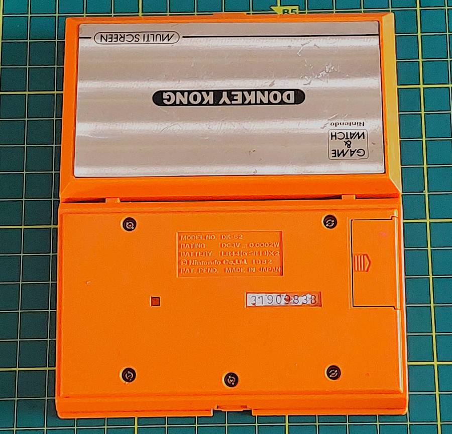 NINTENDO GAME AND WATCH DONKEY KONG MULTI SCREEN (DK52)