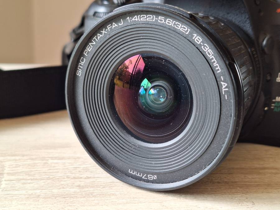 Pentax *ist D digital camera