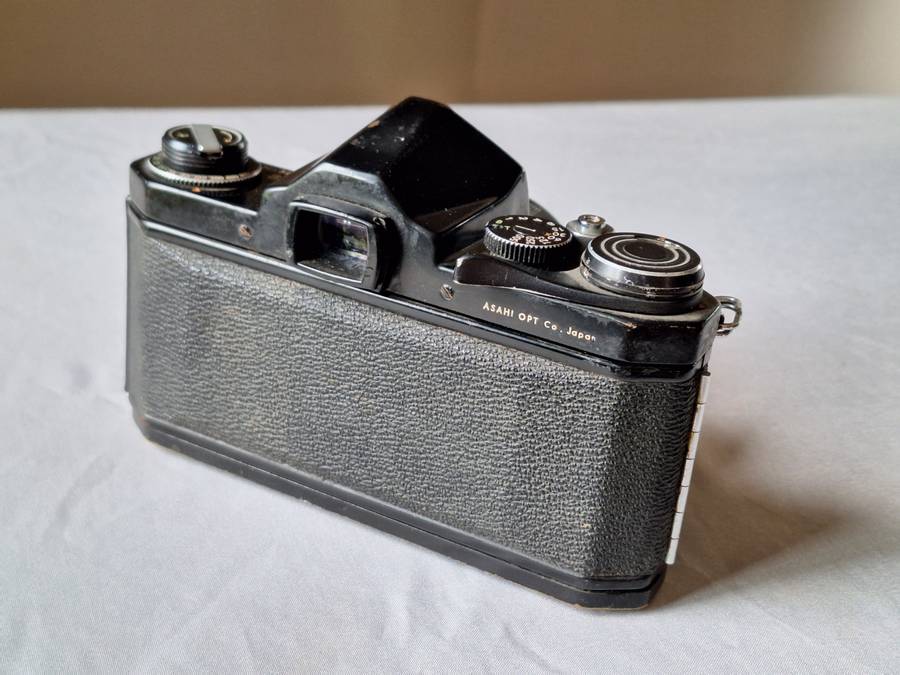 Pentax S1a (black version) not working