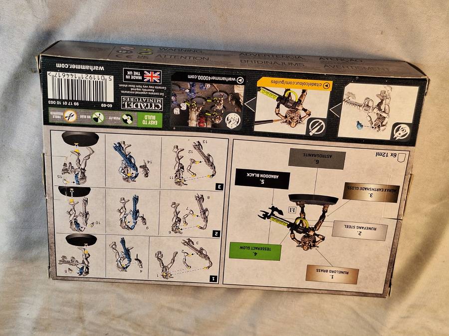 Warhammer 40,000 necrons warriors and paints set