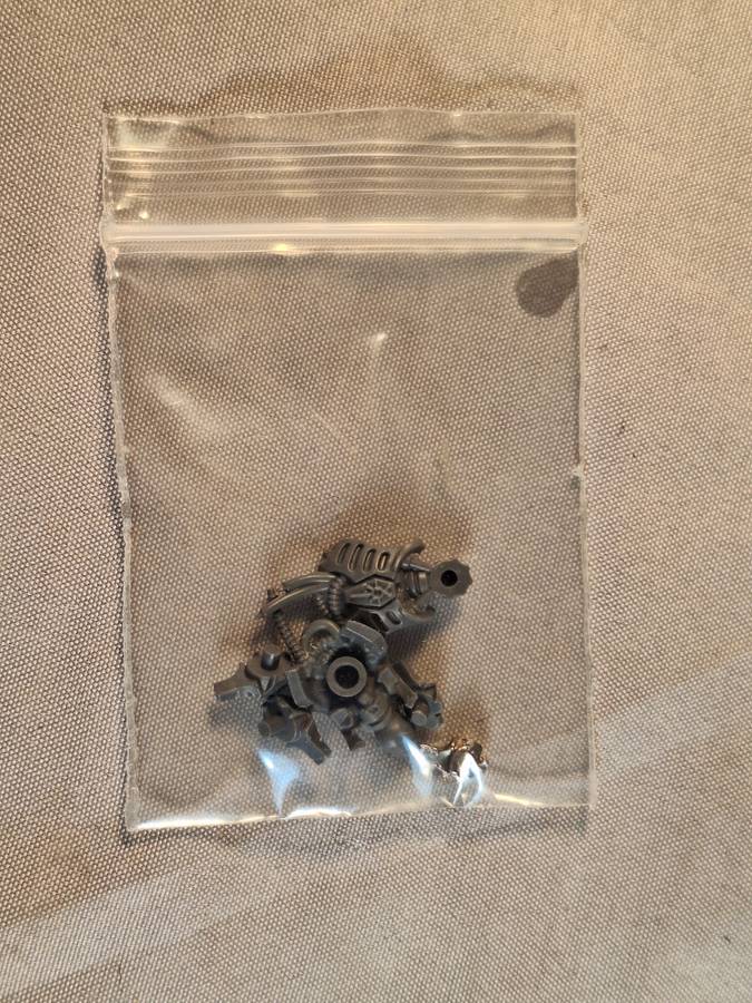 Warhammer 40,000 necrons warriors and paints set