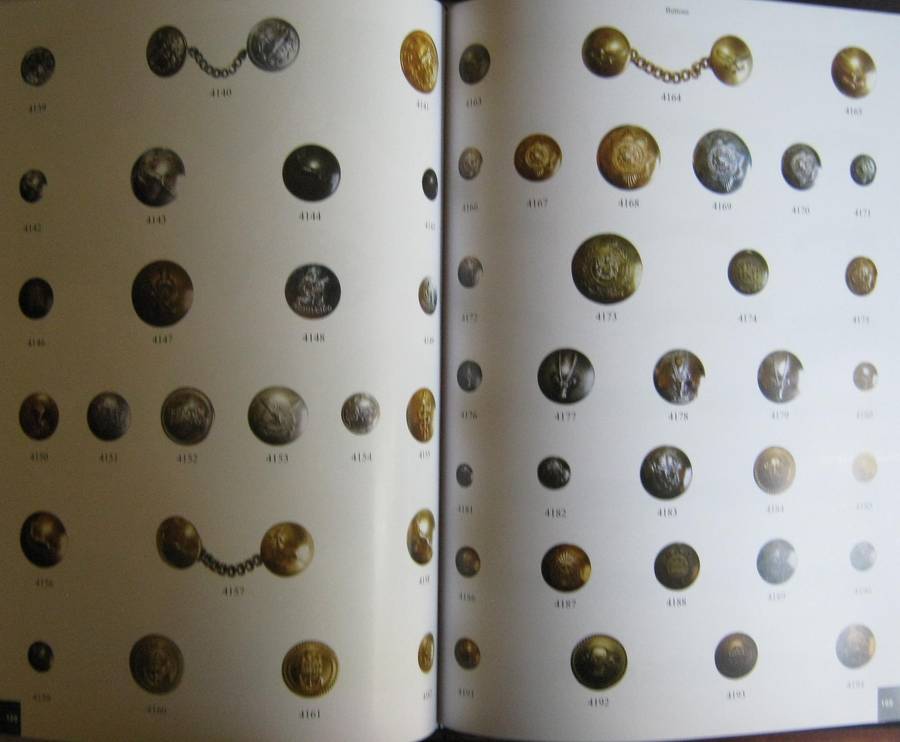 Border War Badges A Guide to South African Military & Police Badges 1964  1994 Andrew Ross Dinnes