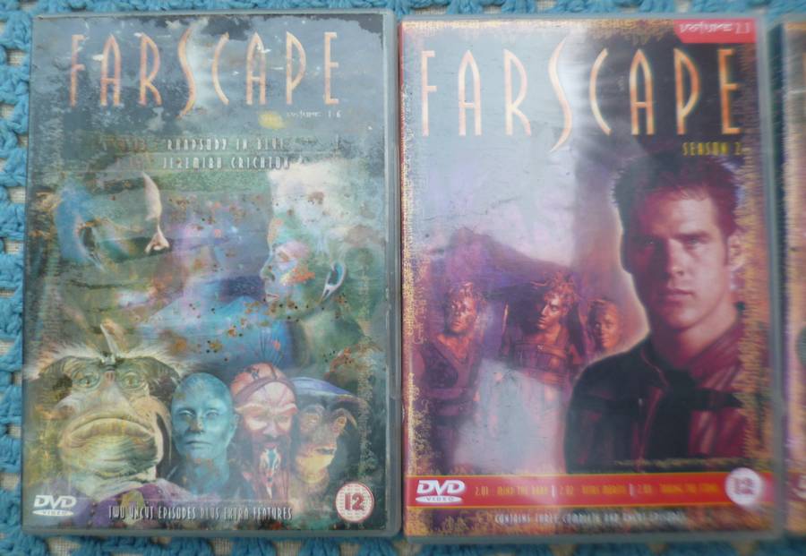 FarScape . Volumes 1.1 , 1.2 , 1.3 , 1.4 , 1-6  season 2