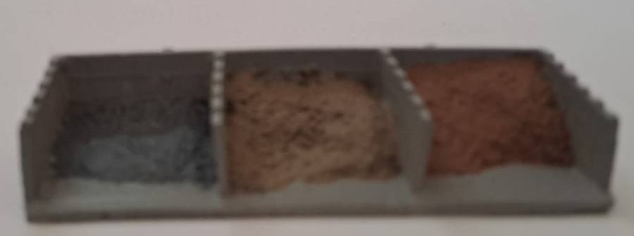 Model Trains HO - 1 x Sand Storage Bins - 90mm x 28mm x 17mm