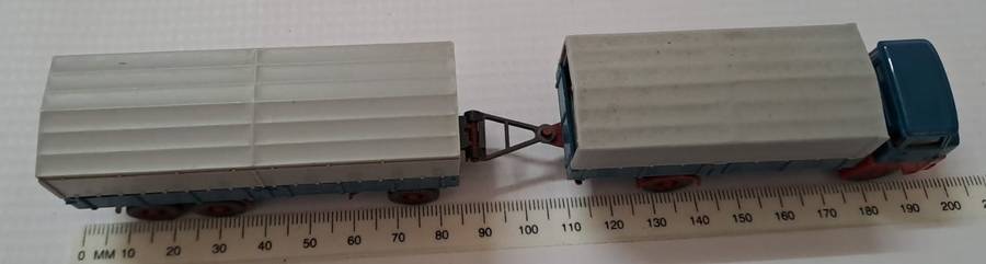 Model Trains/Cars HO 1 x Wiking Trucks & trailer (Blue).