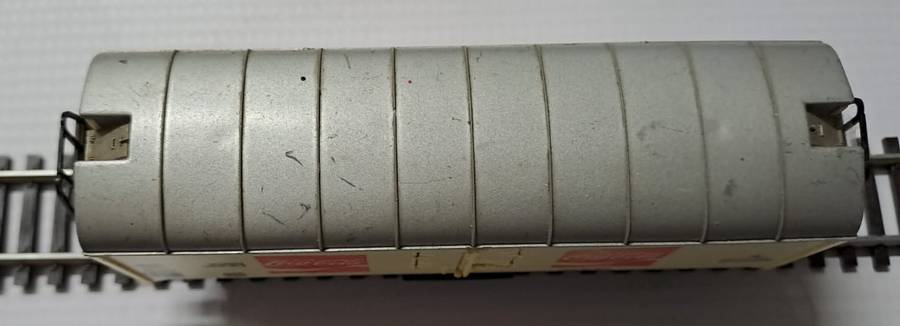Model Trains HO 1 x Coke - Coca Cola wagon with metal wheels & Lima couplers.