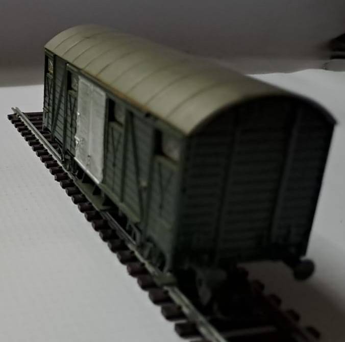 Model Trains H0-Scale 1 x Lima Box Car, with plastic wheels & Lima couplers.