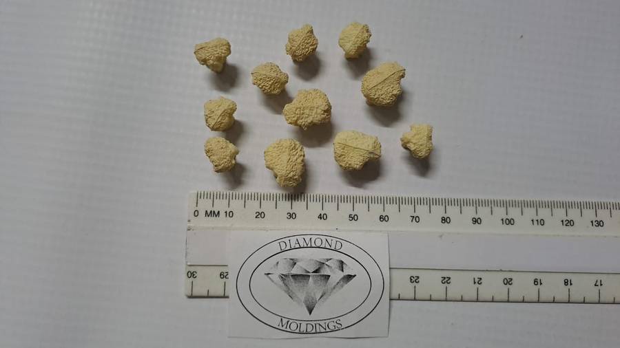 Model Trains 1:87 HO 1 x Shaff of Wheat (x11).