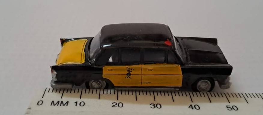 Model Trains 1:87 HO 1 x Taxi Barcelona EKO Seat 1400.