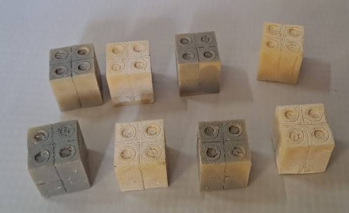 Model Trains HO 8 x Bridge Pillars (Unpainted)