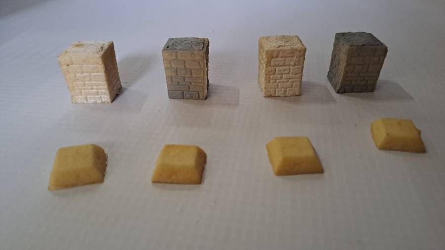 Model Trains HO 4 x Bridge Pillars. (Unpainted)