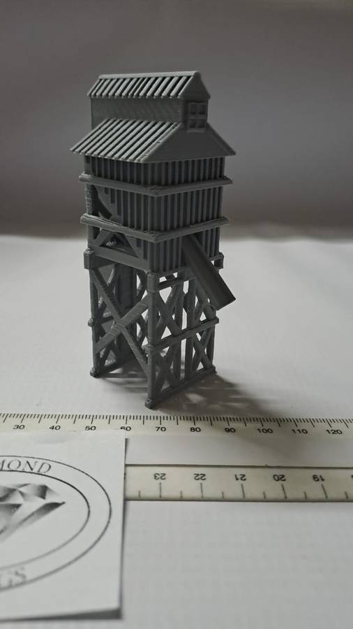 Model Trains N-Scale - 1 x Coal Tower (kit) - 57mm x 55mm x 95mm