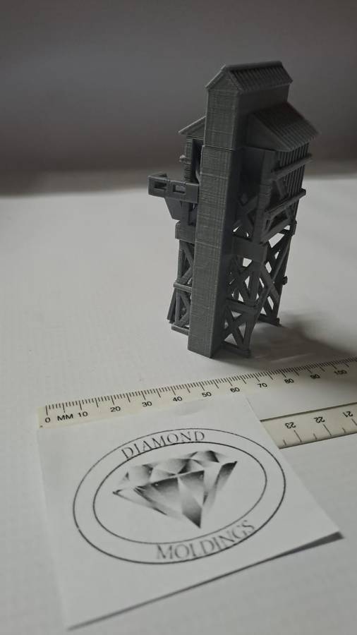 Model Trains N-Scale - 1 x Coal Tower (kit) - 57mm x 55mm x 95mm