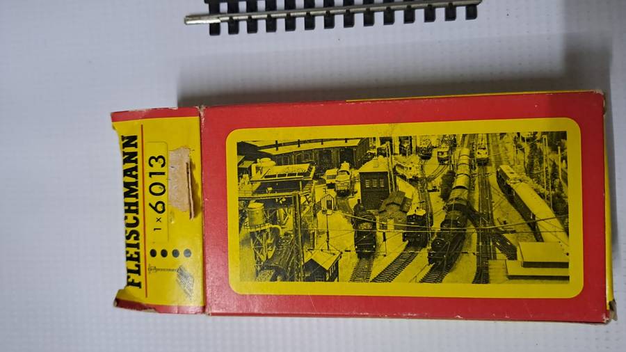 Model Trains HO Fleischmann 1 x Signal.  Boxed.