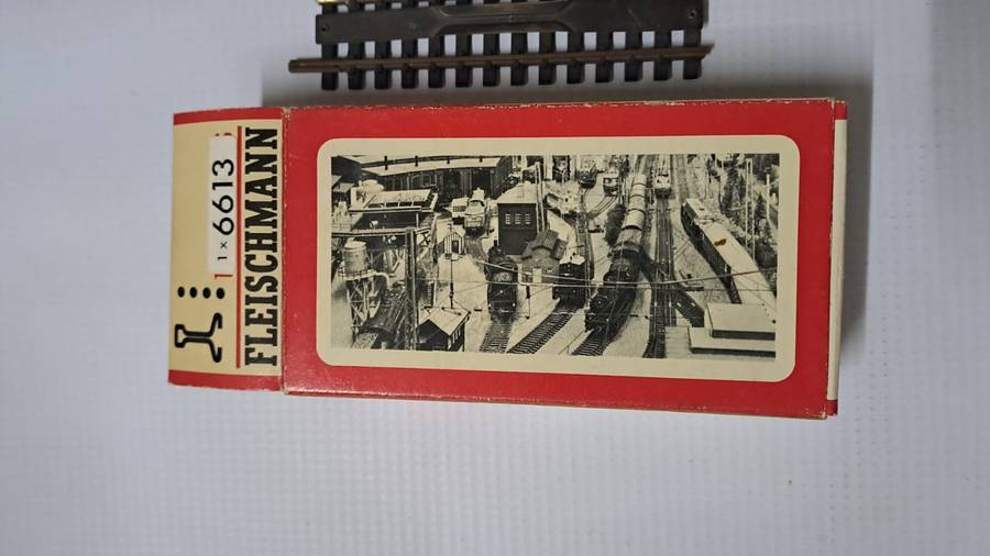 Model Trains HO Fleischmann 1 x Signal.  Boxed.