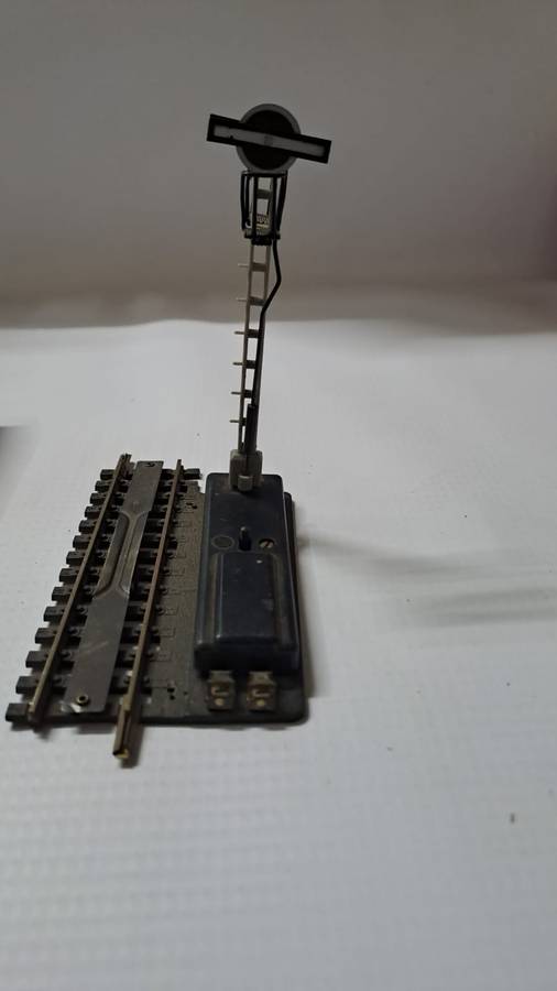 Model Trains HO Fleischmann 1 x Signal.  Boxed.