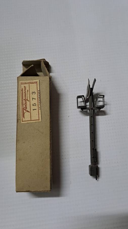 Model Trains HO Fleischmann 1 x Signal.  Boxed.