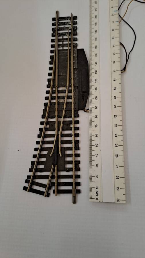 Model Trains HO Fleischmann 1 x Points. With motor.