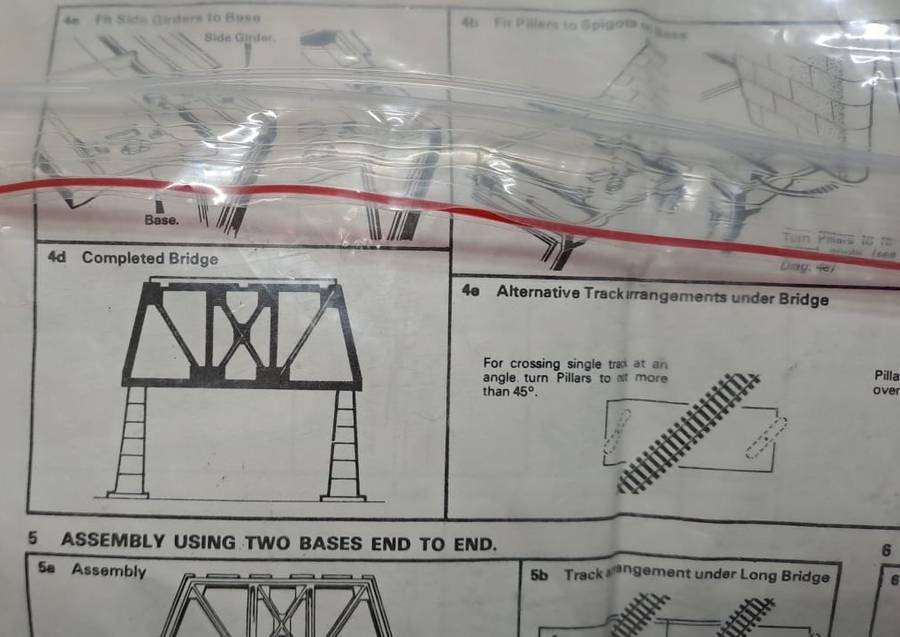 Model Trains H0 Scale 1 x Hornby Three High Level Piers Girder Bridge. 160 x 60 x 10mm Kit as is.