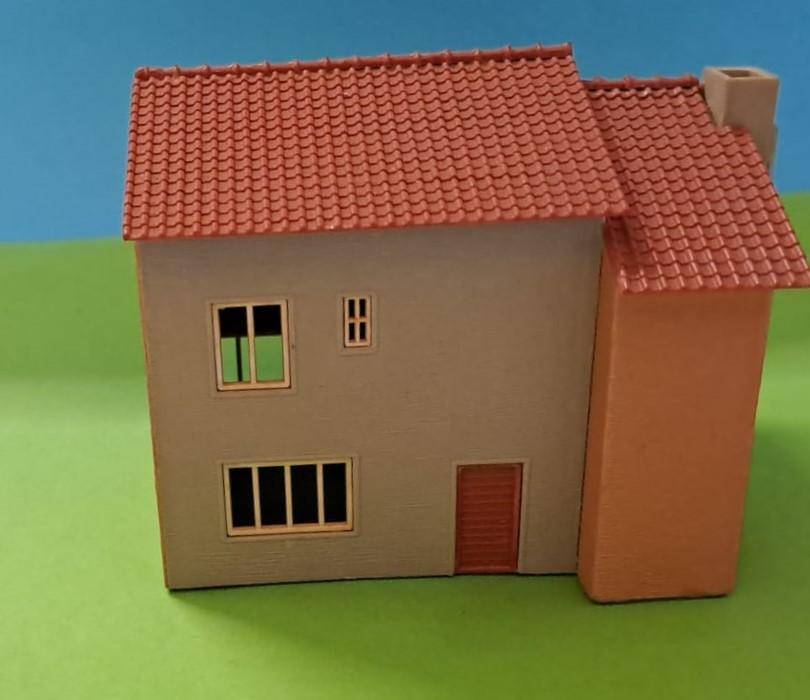 Model Trains H0-Scale 1/87 - 1 x Faller Double Story building. See pictures.