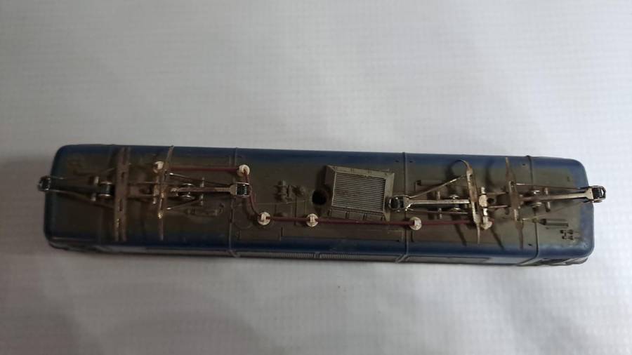 Model Trains HO 1 x DB Body only. Selling as scrap.