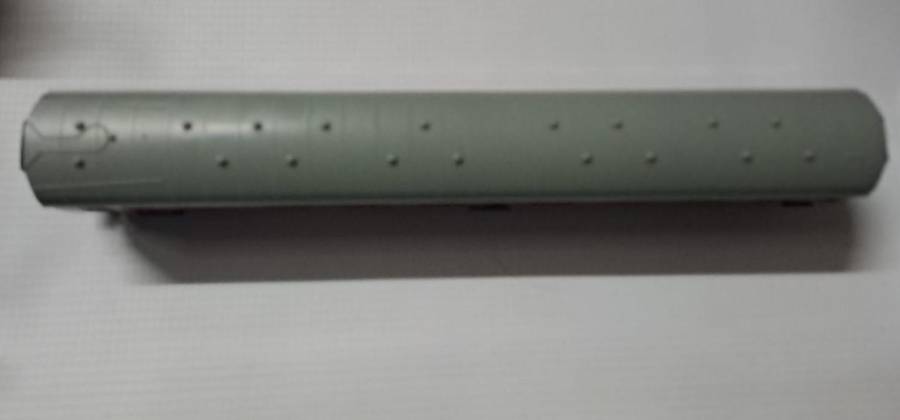 Model Trains OO-Scale 1 x BR Mk1 Passenger Coach, Maroon.