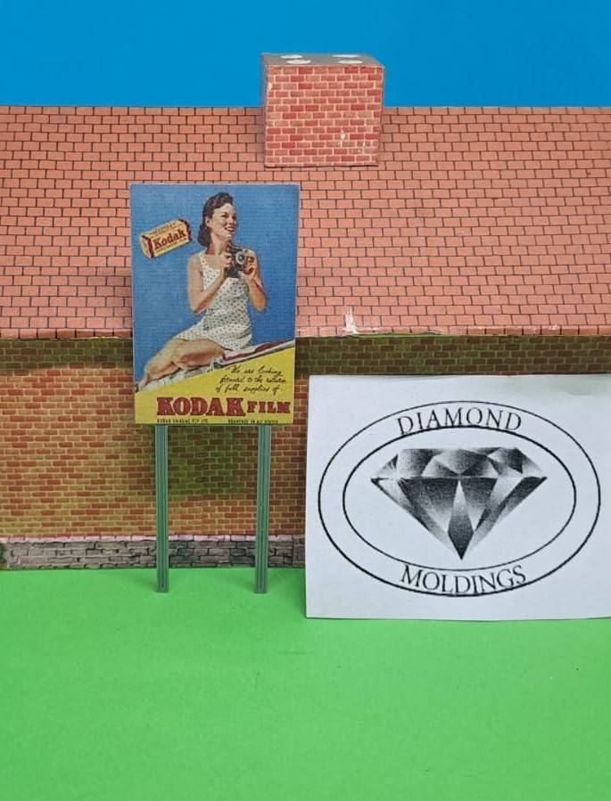 Model Trains HO 1 x Billboard - 1960 + Kodak Film - 30mm x 3mm x 82mm (New board)