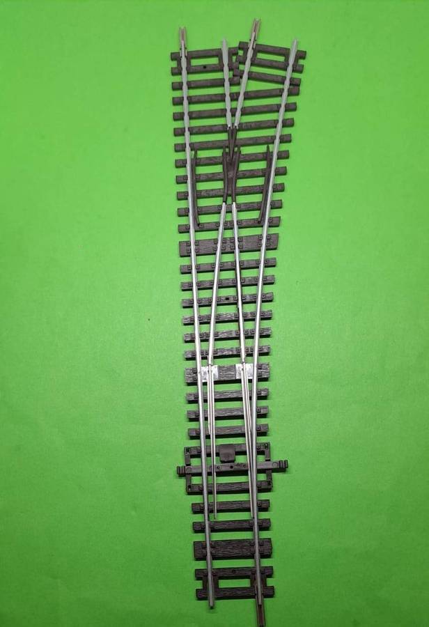 Model Trains HO/OO  1 x Track Points - LH Switch Medium radius L230 mm.
