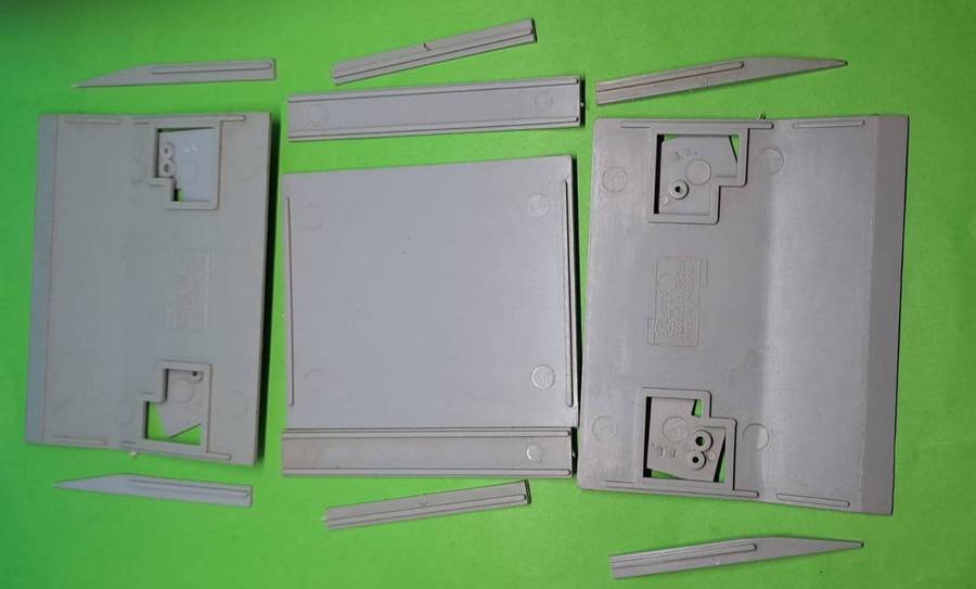 Model Trains HO 1 x Platform (Full set). See pictures.