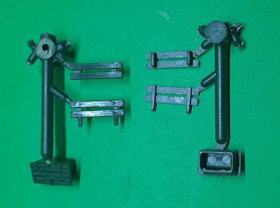 Model Trains N-Scale 1 x Bag with x2 Benches & x2 Wooden Boxes (Green)
