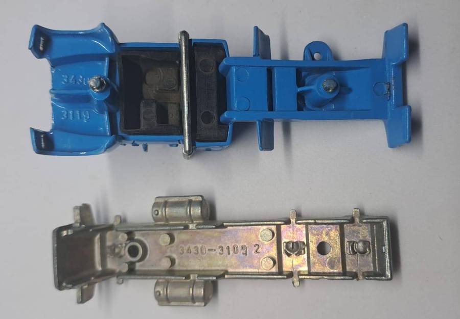 Model Trains HO/OO 1 x Hot Wheels Ford LTL Truck only for scrap yard. - Mattel 1981. (no wheels)