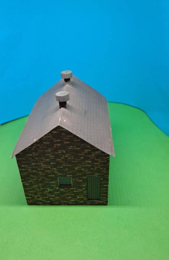 Model Trains HO 1 x Shed (Balsa Wood) 87mm x 63mm x 75mm