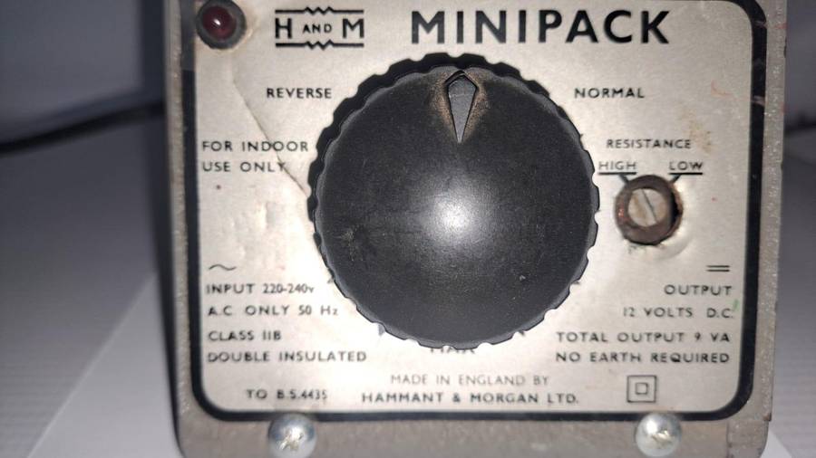 Model Trains HO 1 x Minipack Power Supply 12V (See Pic)