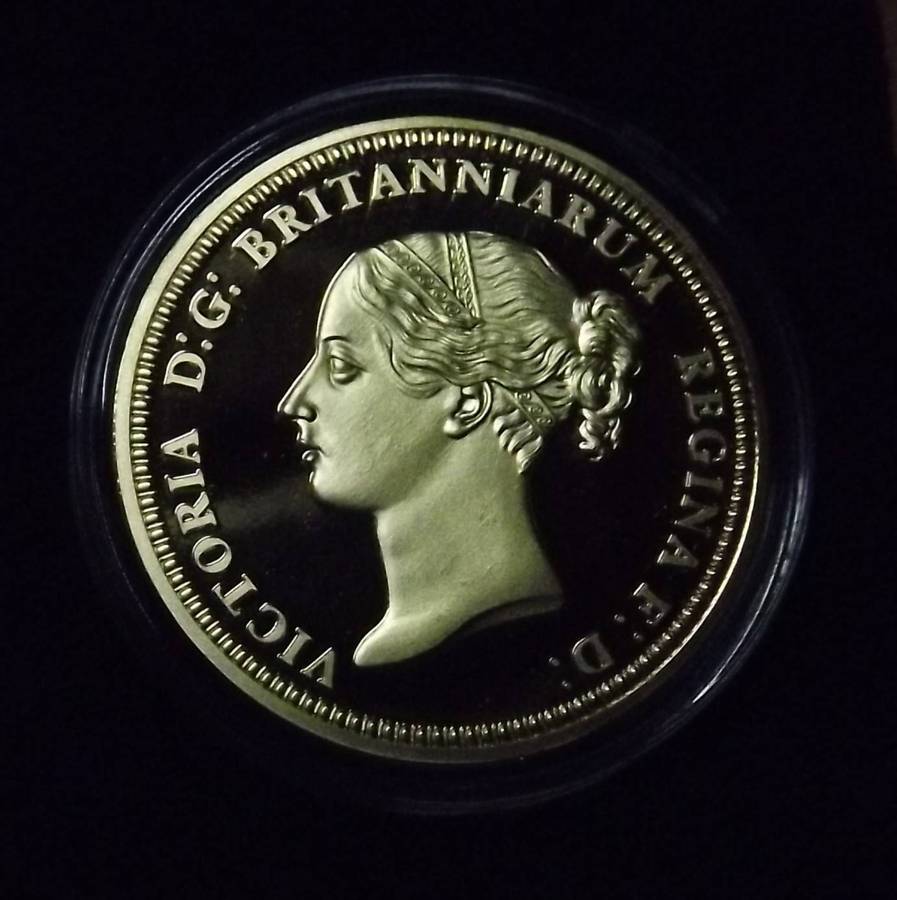 1839 1-Oz Deep Cameo Proof  Queen Victoria UNA 24 Kt gold-plated Restrike