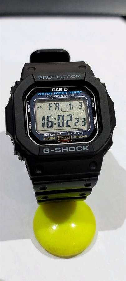 Casio G-Shock men`s wrist watch (G-5600E-1DR solar)
