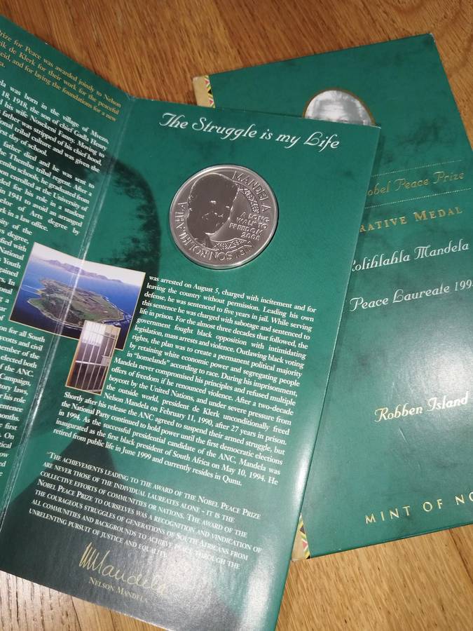 Mandela Commemorative Medal Silver 1oz (25000 units)