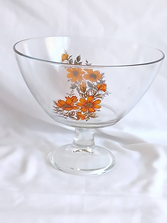 Vintage Arcoroc dessert or fruit bowl