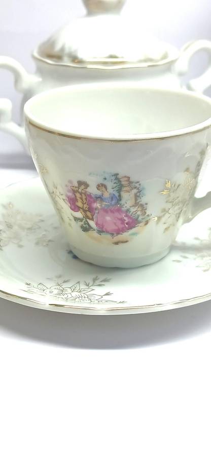 Vintage demitasse 'Courting couple' tea set