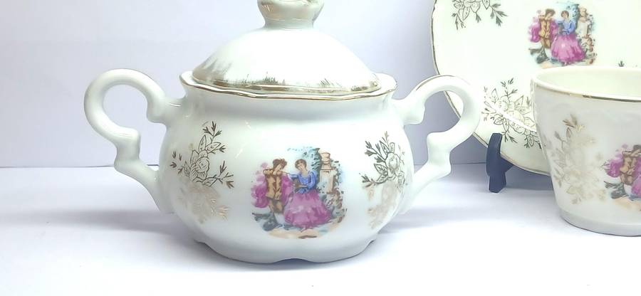 Vintage demitasse 'Courting couple' tea set