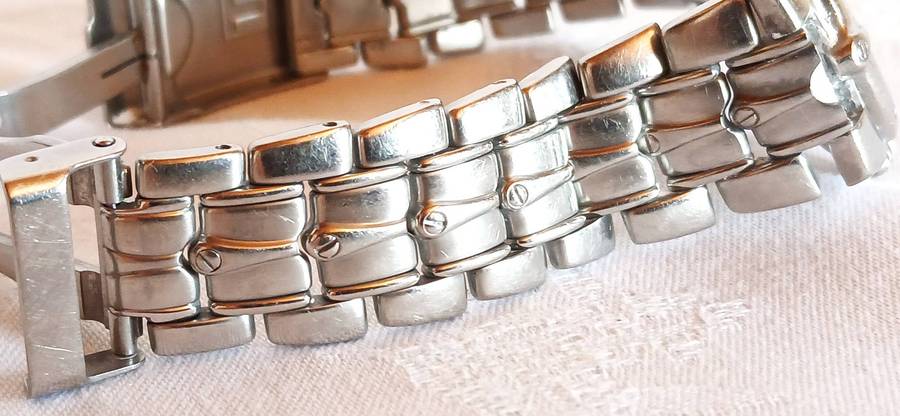 Tissot PR 200 men's quartz watch