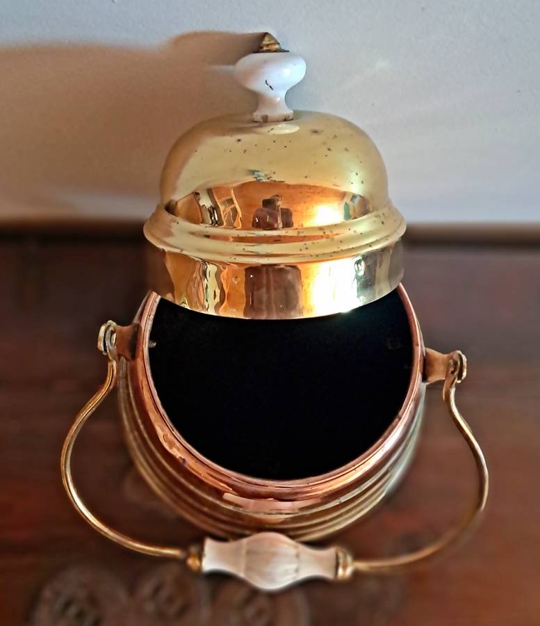 Stunning copper and brass "doofpot"