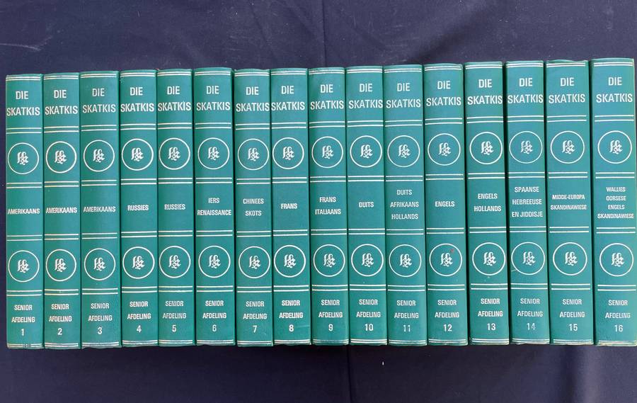 Stel van 16 SKATKIS boeke